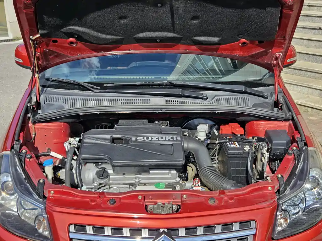 Suzuki SX4 — миниатюра 5