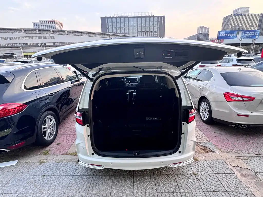 Honda Odyssey — миниатюра 13