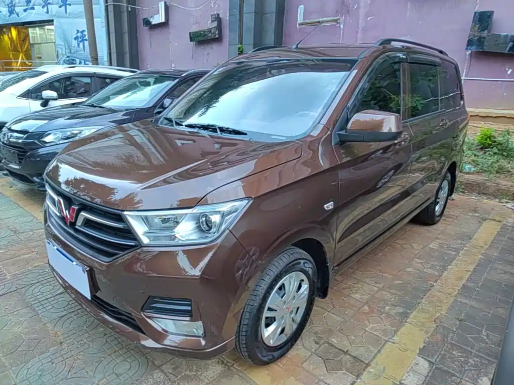 Wuling Hongguang — миниатюра 2