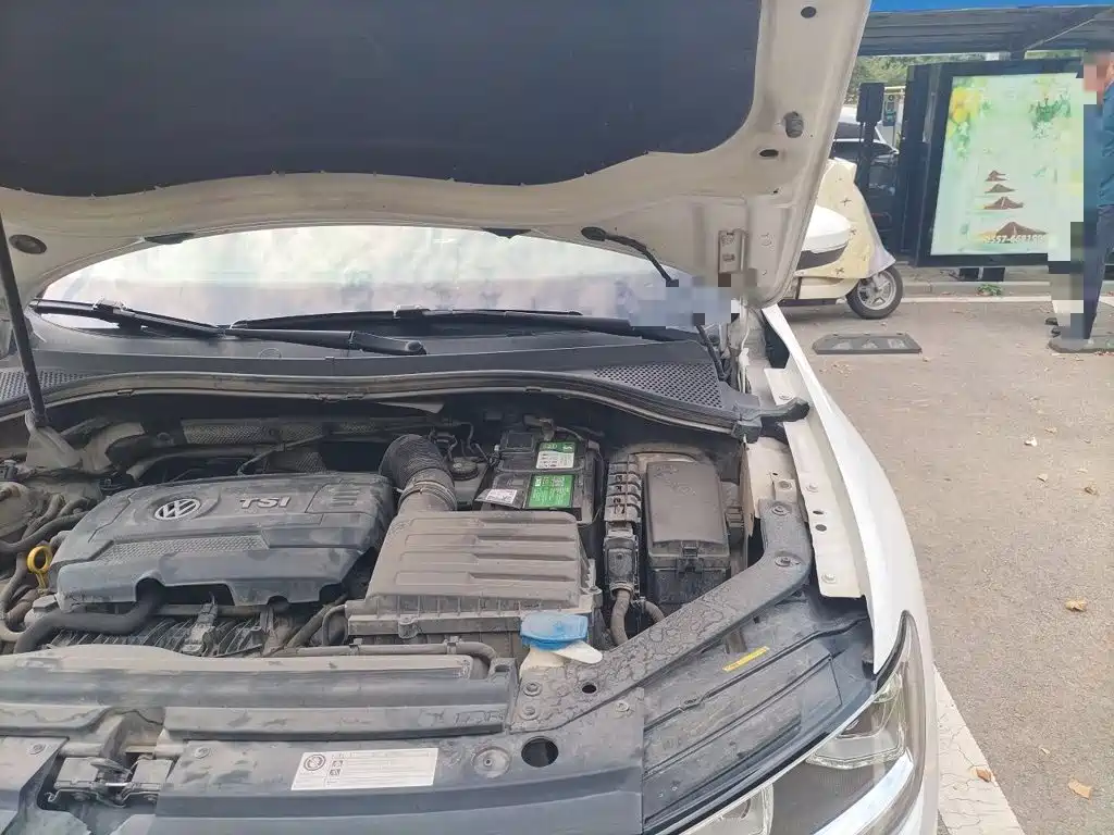 Volkswagen Tiguan L — миниатюра 20