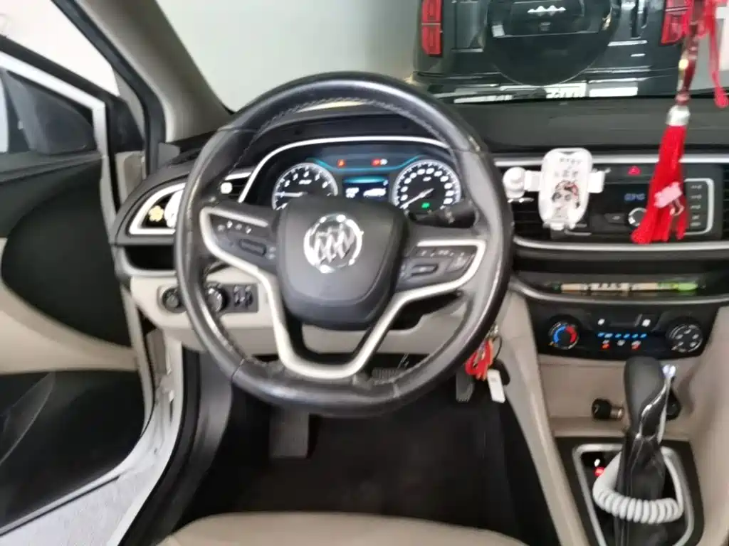 Buick Excelle — миниатюра 15