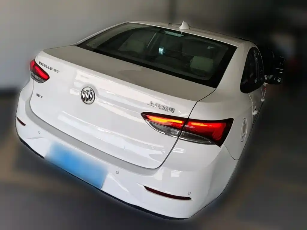 Buick Excelle — миниатюра 10
