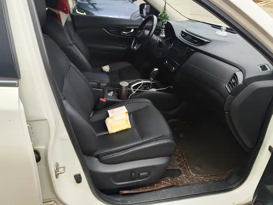 Nissan X-Trail — миниатюра 8