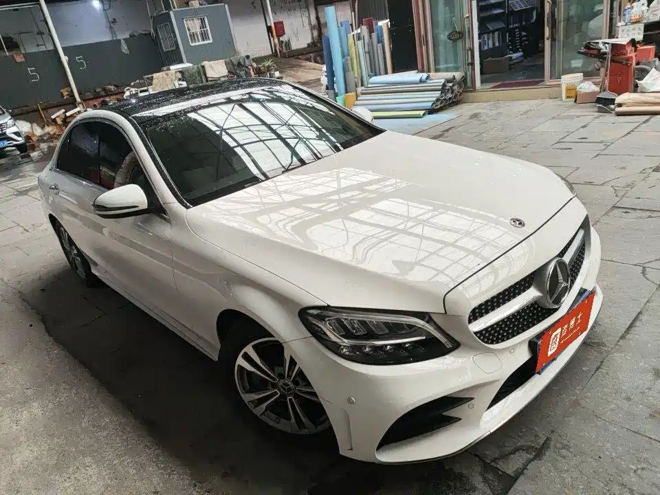 Mercedes-Benz C-Class — миниатюра 7