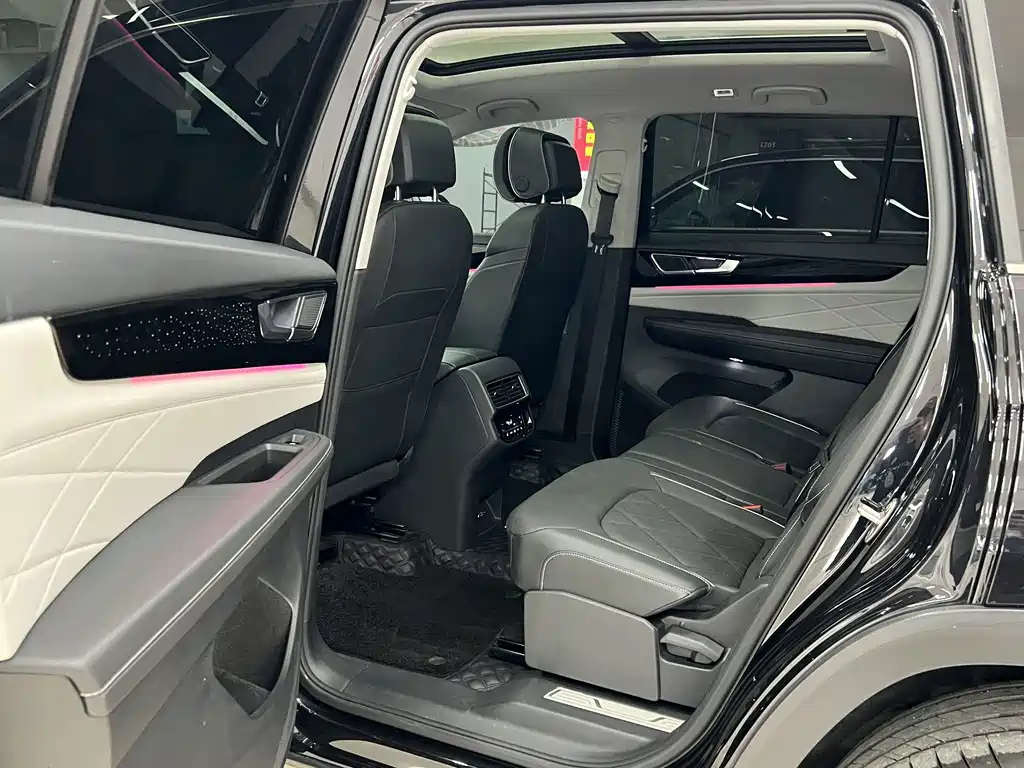 Volkswagen Teramont — миниатюра 12