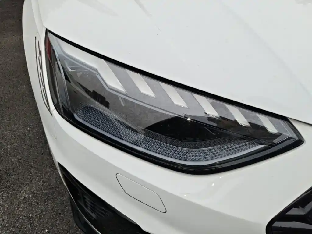 Audi A4L — миниатюра 11