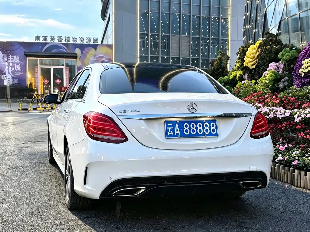 Mercedes-Benz C-Class — миниатюра 15
