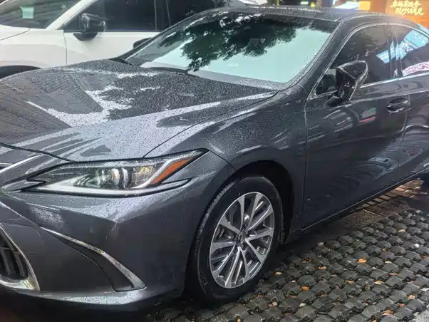 Lexus ES — миниатюра 2