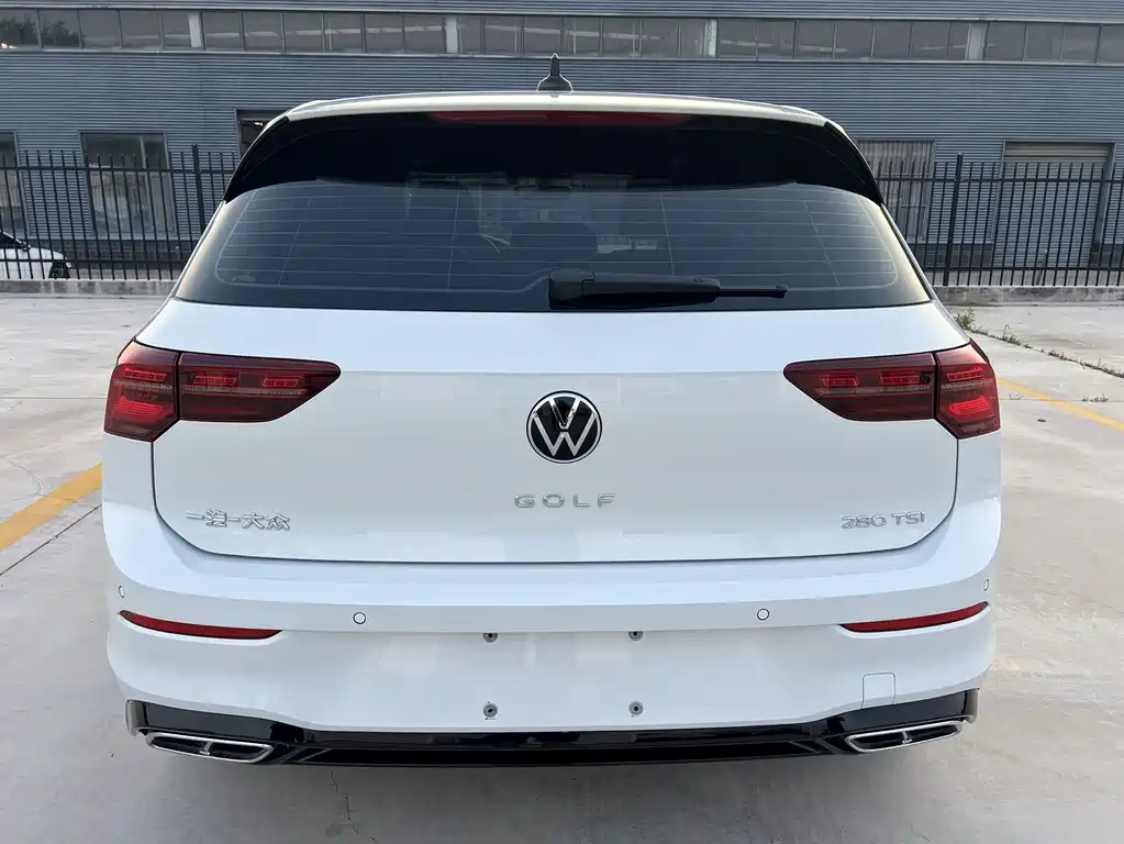 Volkswagen Golf 2023 280TSI DSG R-Line Lite