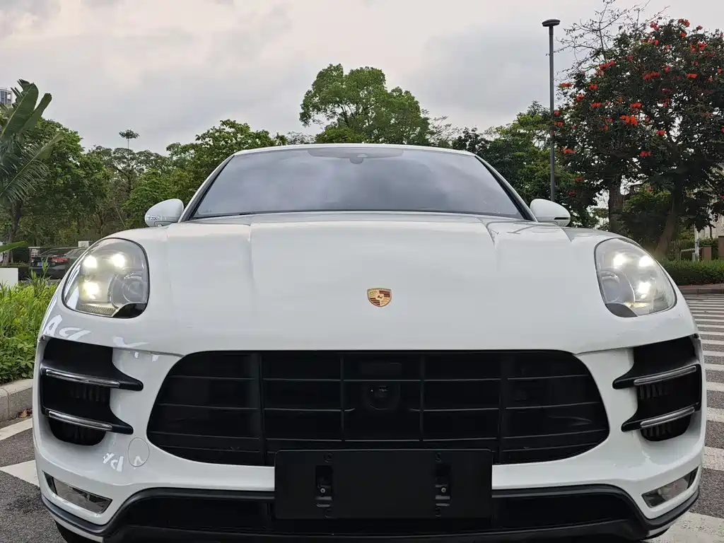 Porsche Macan 2016