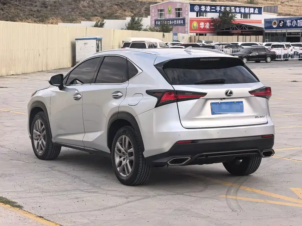 Lexus NX — миниатюра 9