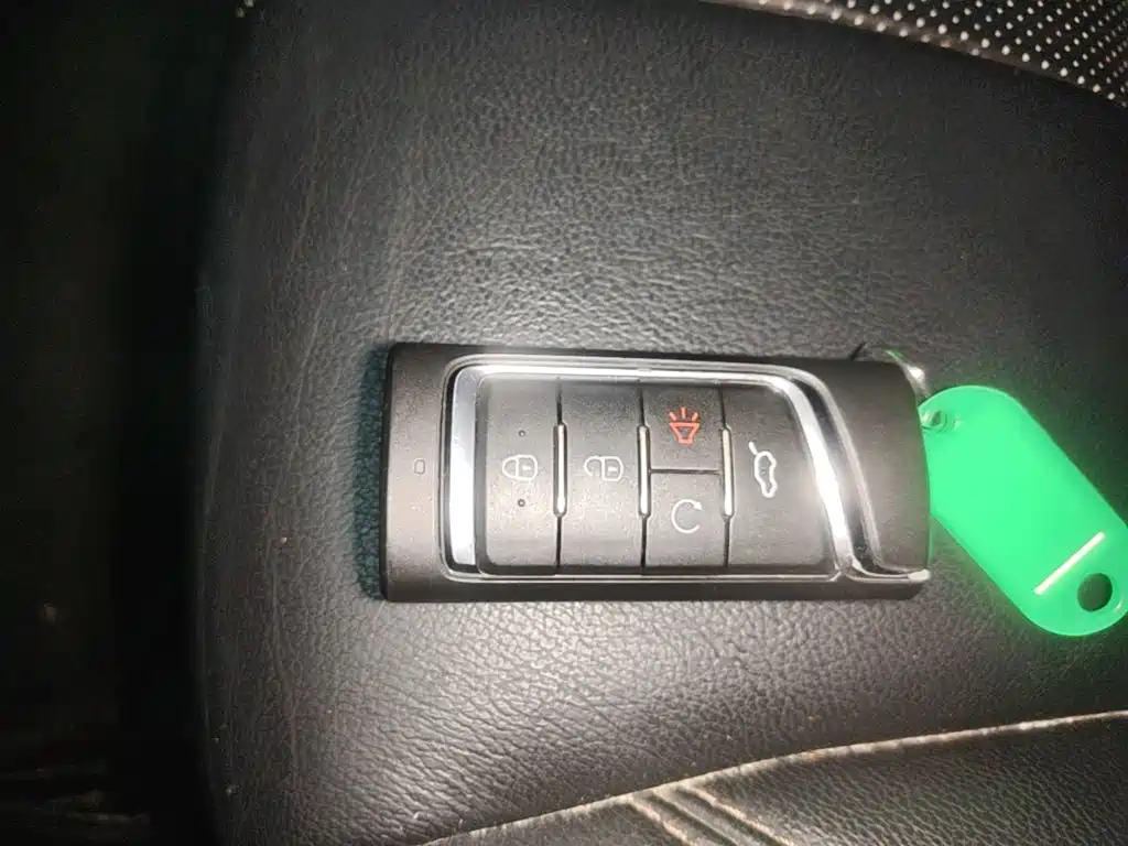 GAC GS8 2017 320T Luxury Smart Connect （ мест）
