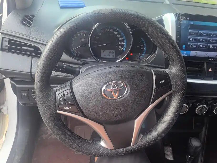 Toyota Yaris L — миниатюра 15