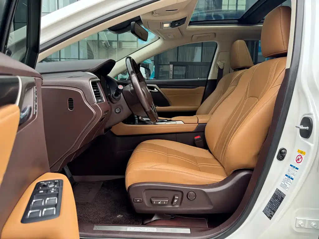 Lexus RX — миниатюра 6