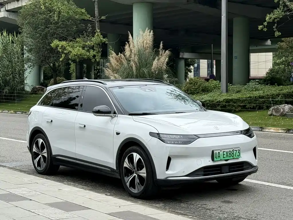 Leapmotor Leapmotor C11 — миниатюра 3