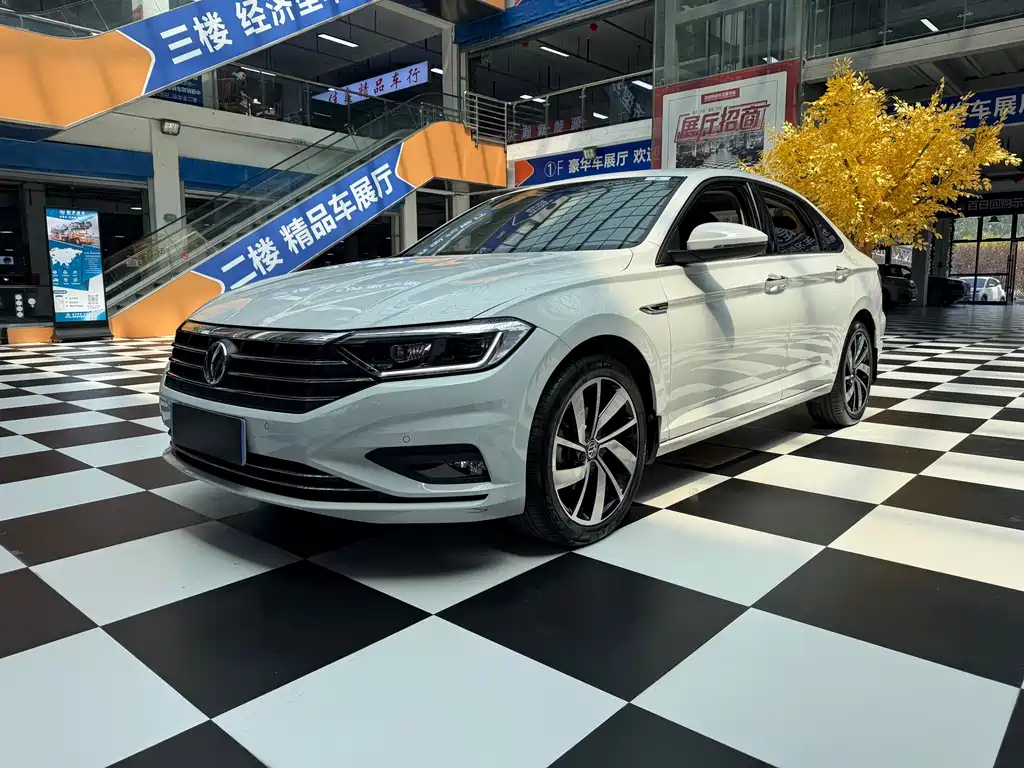 Volkswagen Sagitar 2021