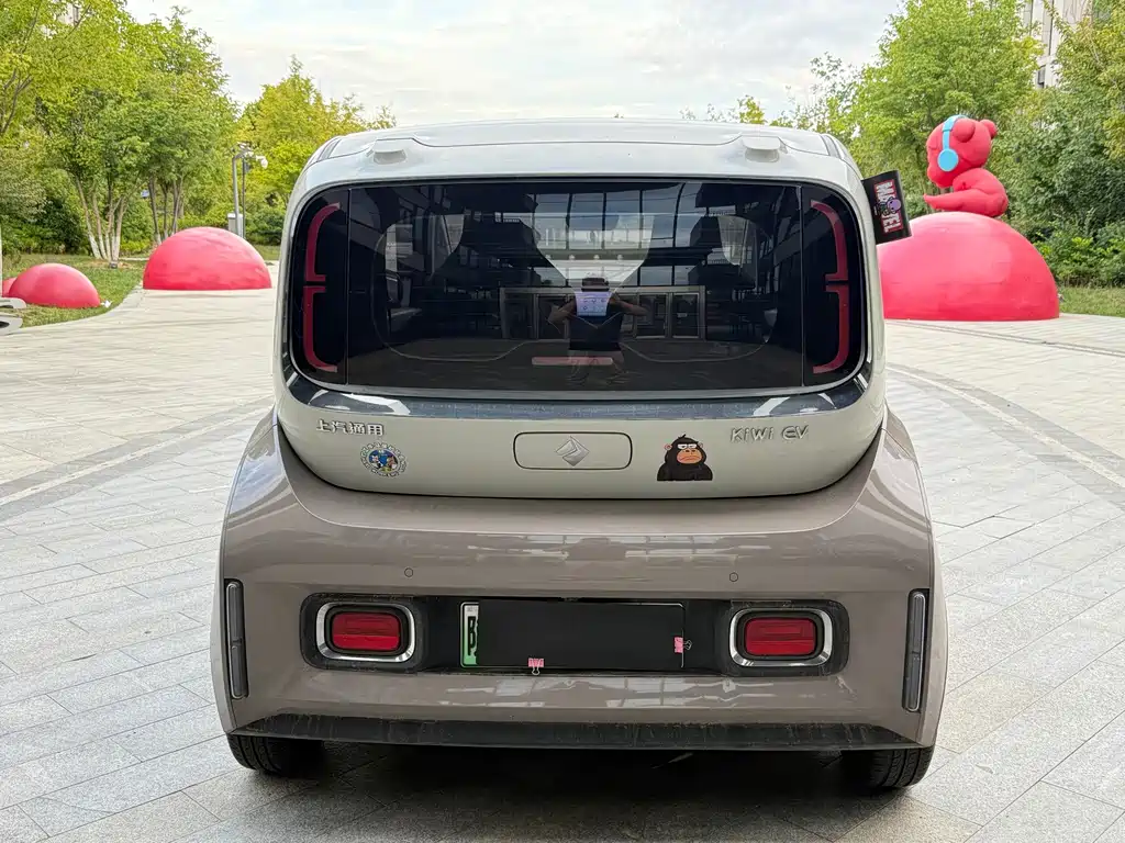 Baojun KiWi EV — миниатюра 5