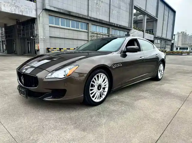 Maserati Quattroporte