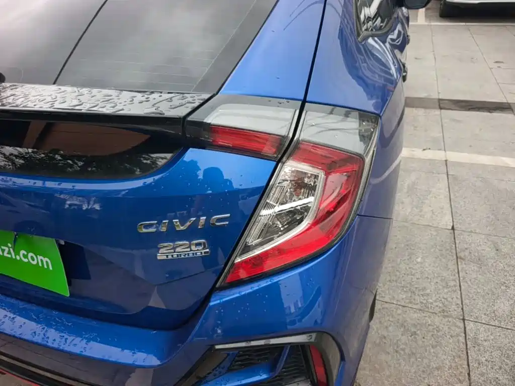 Honda Civic — миниатюра 8