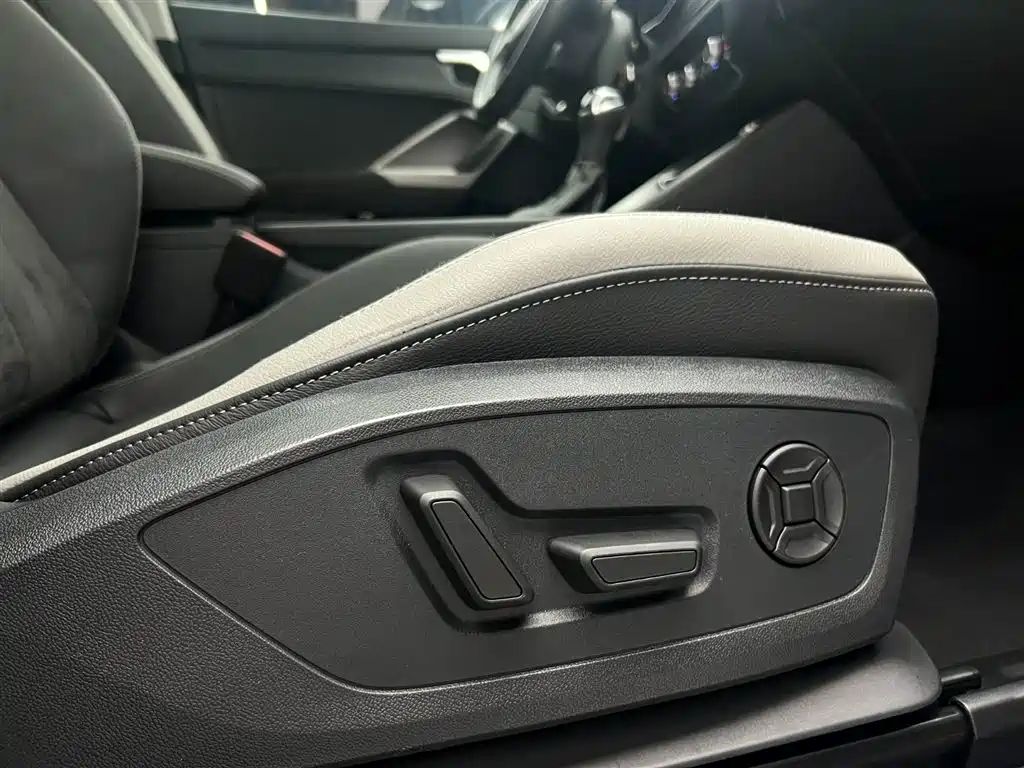 Audi Q3 2022 35 TFSI