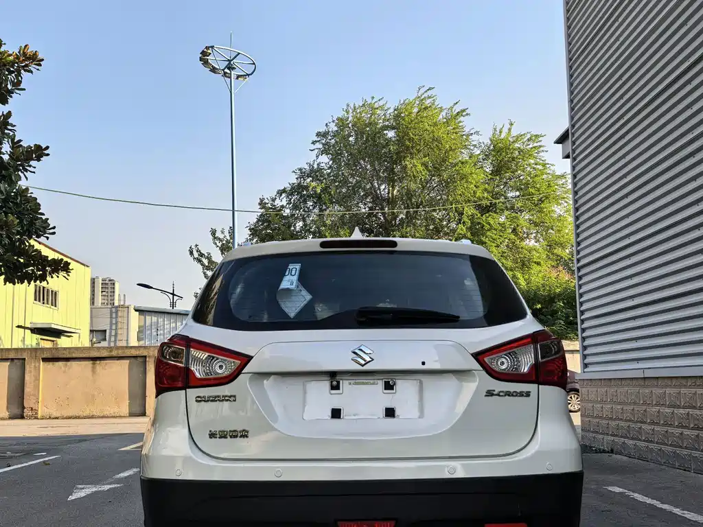 Suzuki S-Cross — миниатюра 9