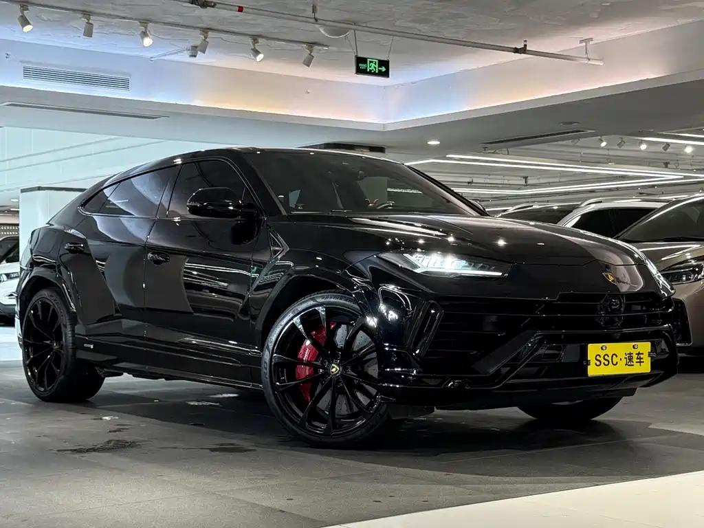 Lamborghini Urus — миниатюра 3
