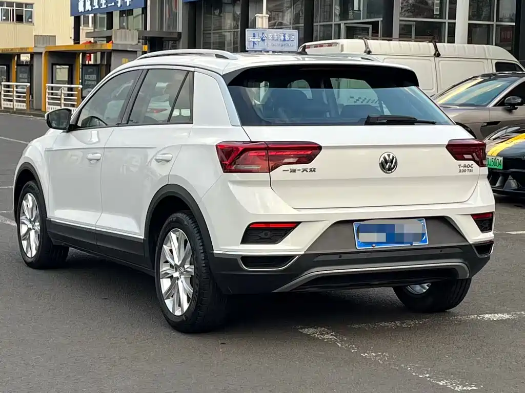 VOLKSWAGEN T ROC EXPLORING SONGS