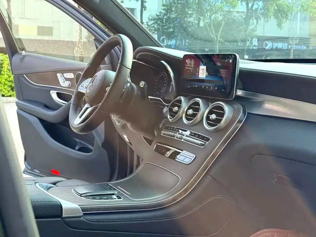 Mercedes-Benz GLC — миниатюра 6