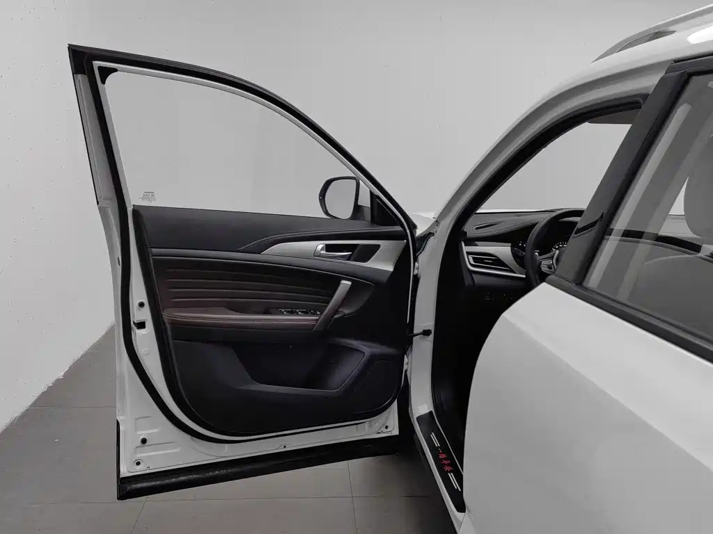 Changan CS35PLUS — миниатюра 8
