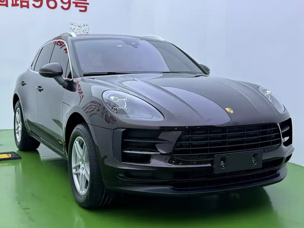 Porsche Macan — миниатюра 3