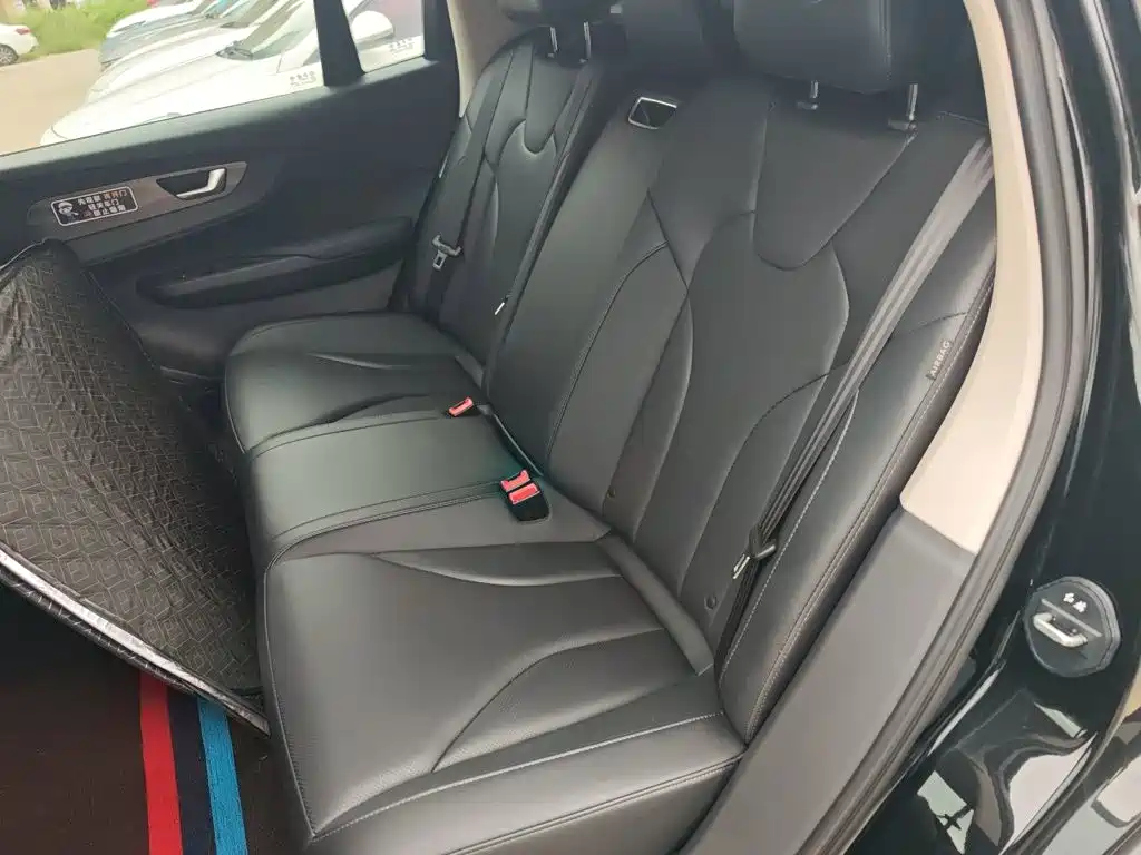 Hongqi Hongqi E-QM5 — миниатюра 18