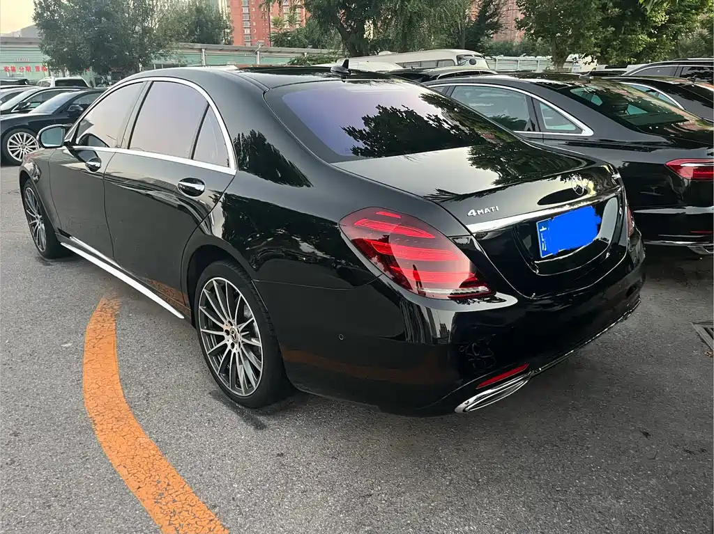 Mercedes-Benz S-Class — миниатюра 8