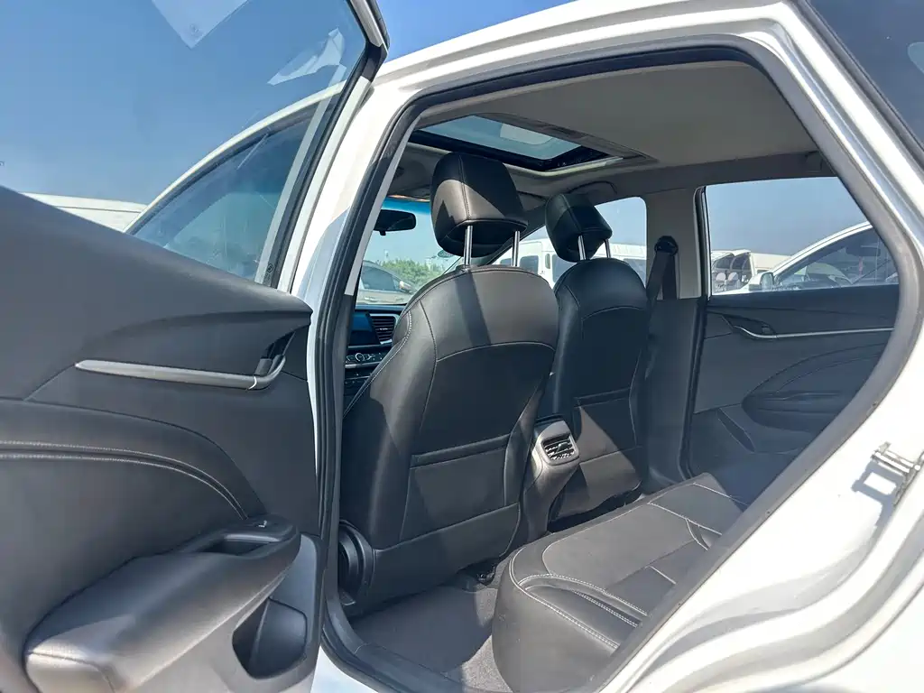 Buick Excelle — миниатюра 13