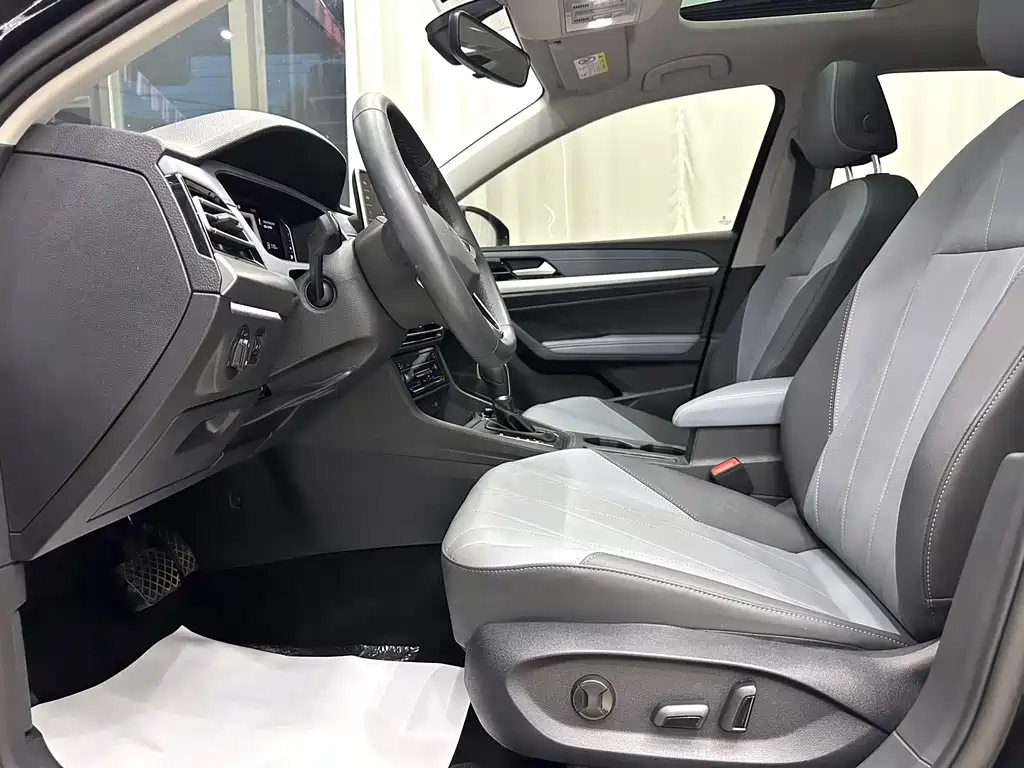 Volkswagen Lavida — миниатюра 7