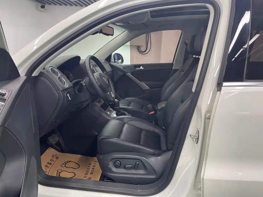 Volkswagen Tiguan — миниатюра 8