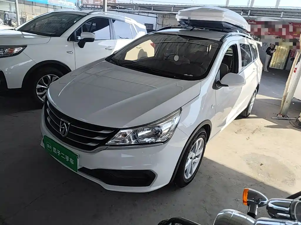 Baojun 310W — миниатюра 2