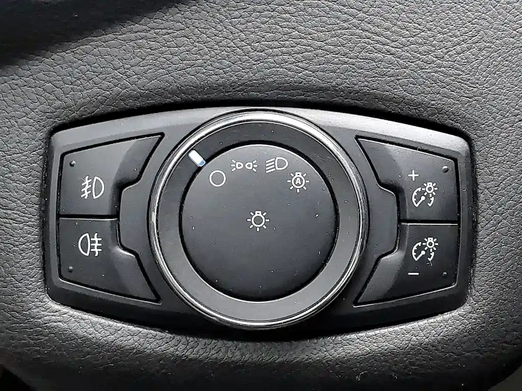 Ford Kuga — миниатюра 21