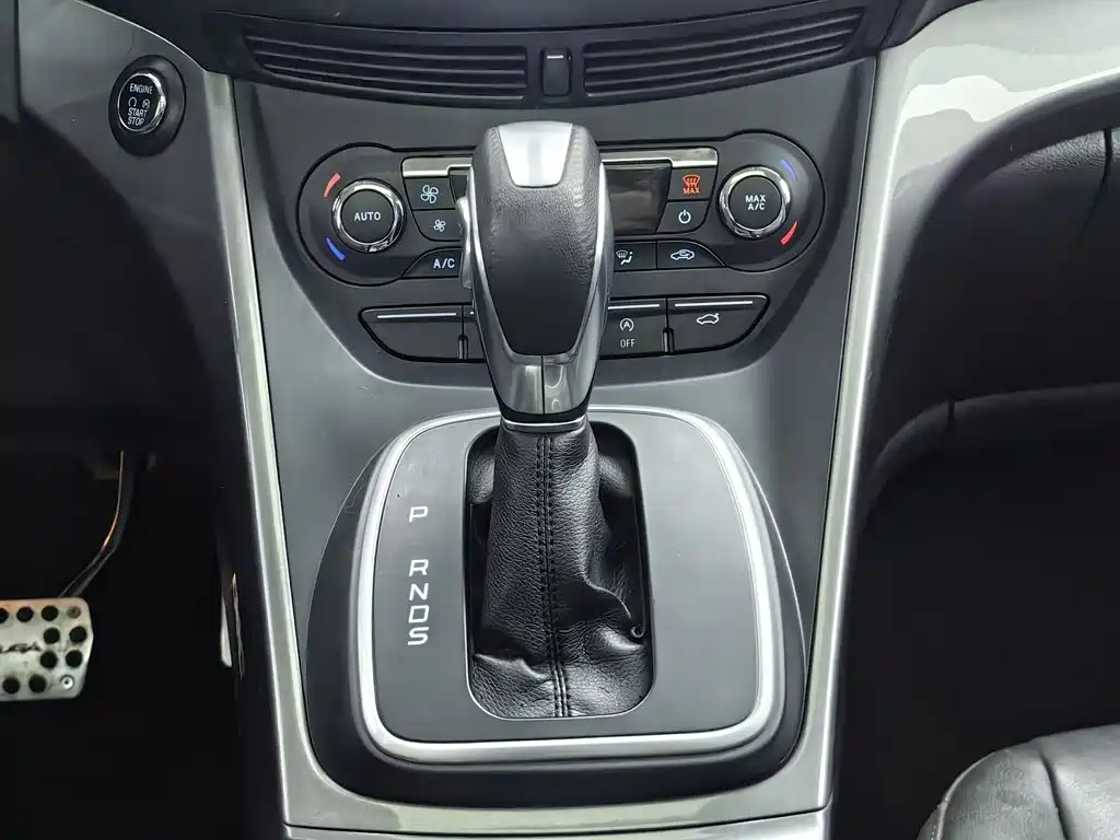 Ford Kuga — миниатюра 13
