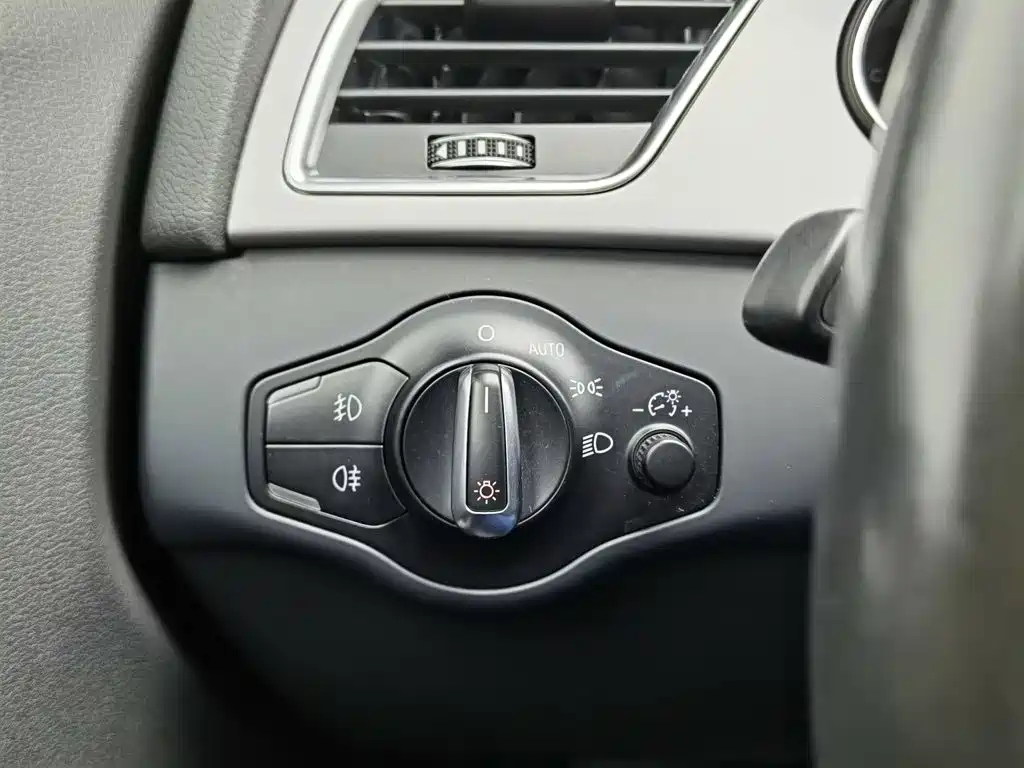 Audi A4 (Import) — миниатюра 21