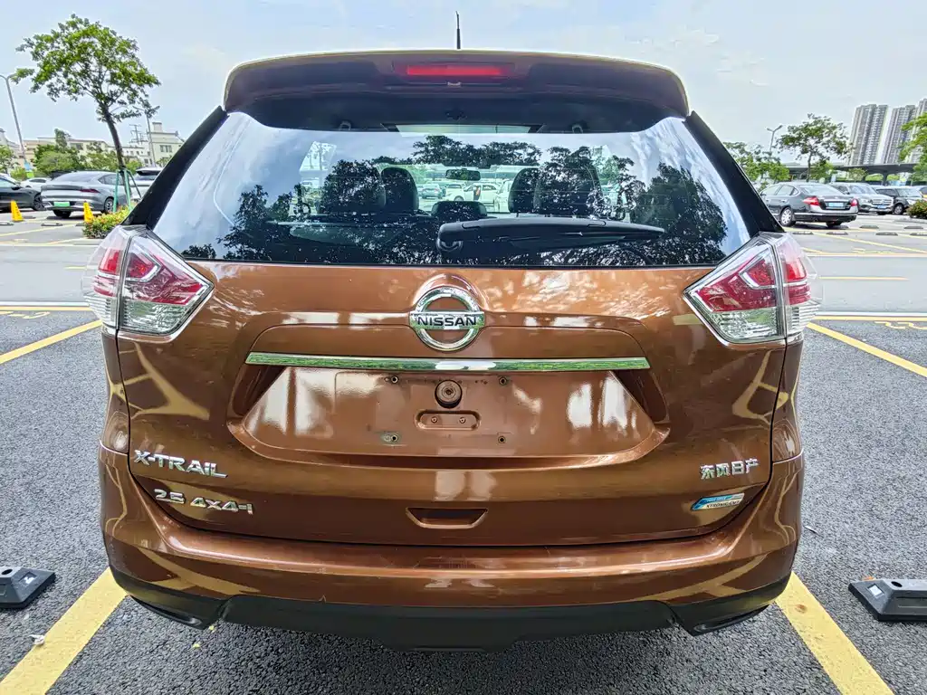 Nissan X-Trail 2014 2.5L CVT Luxury 4WD