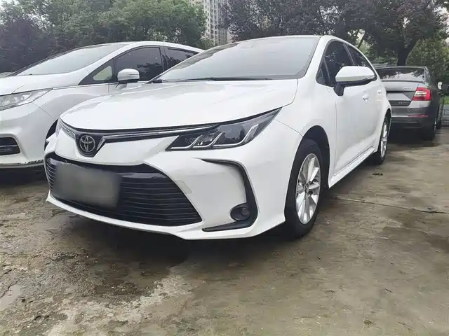TOYOTA COROLLA 2023