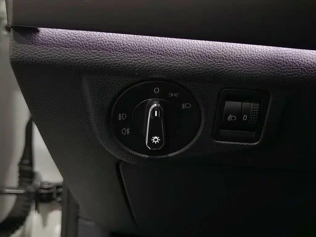 Volkswagen Bora — миниатюра 21