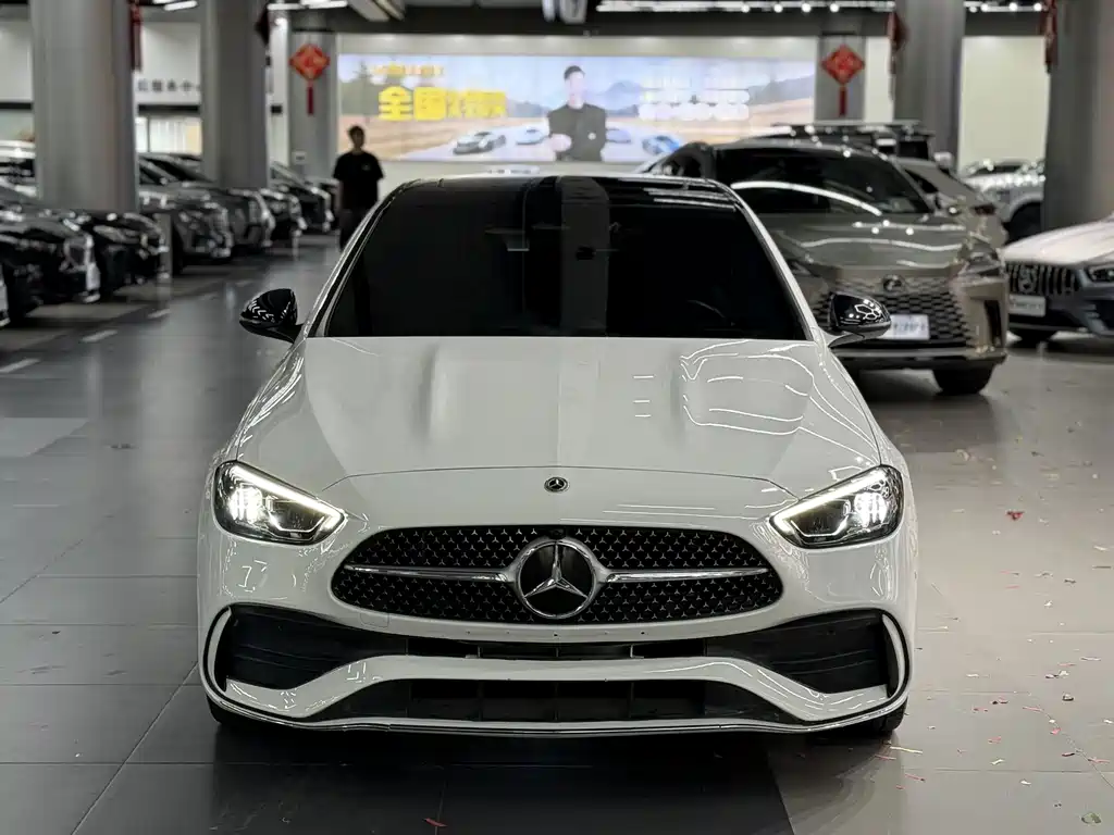 Mercedes-Benz C-Class — миниатюра 2