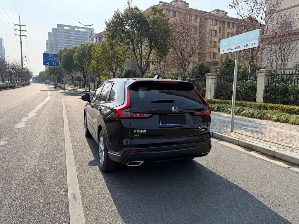 Honda CR-V 2023 240TURBO Premium 5 мест
