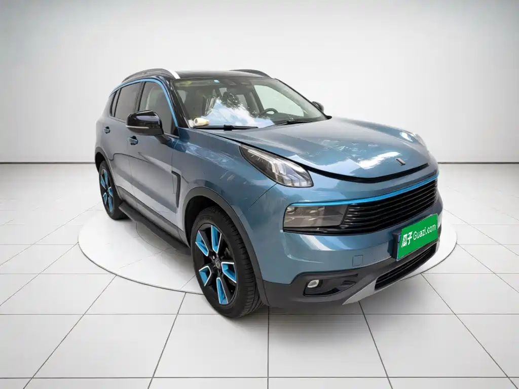 Lynk & Co 01 — миниатюра 8