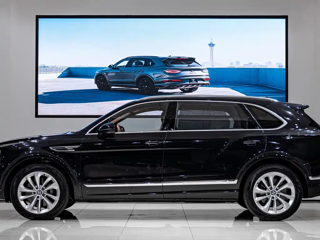 Bentley Bentayga — миниатюра 4