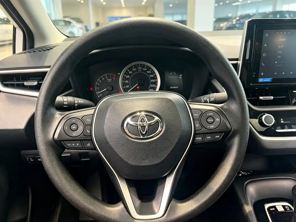 Toyota Corolla — миниатюра 14