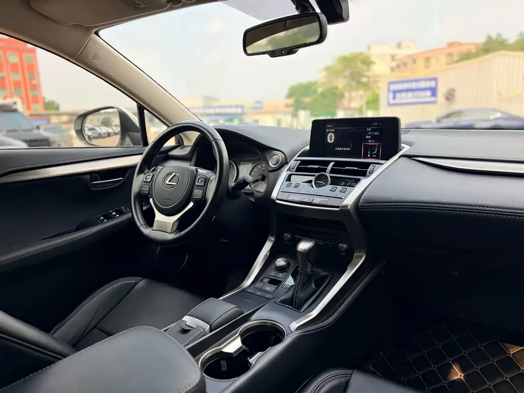 Lexus NX — миниатюра 17