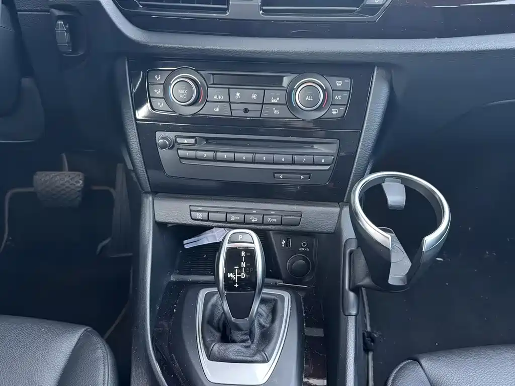 BMW X1 — миниатюра 13