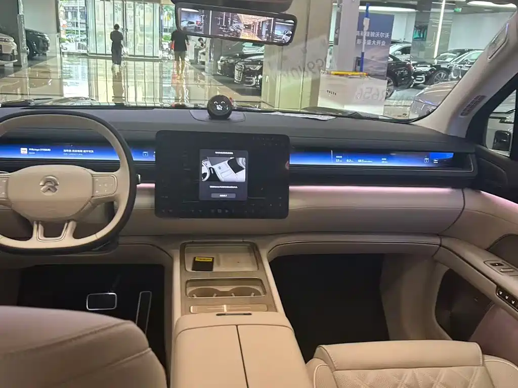 NIO ES8 2026 мест Executive Luxury